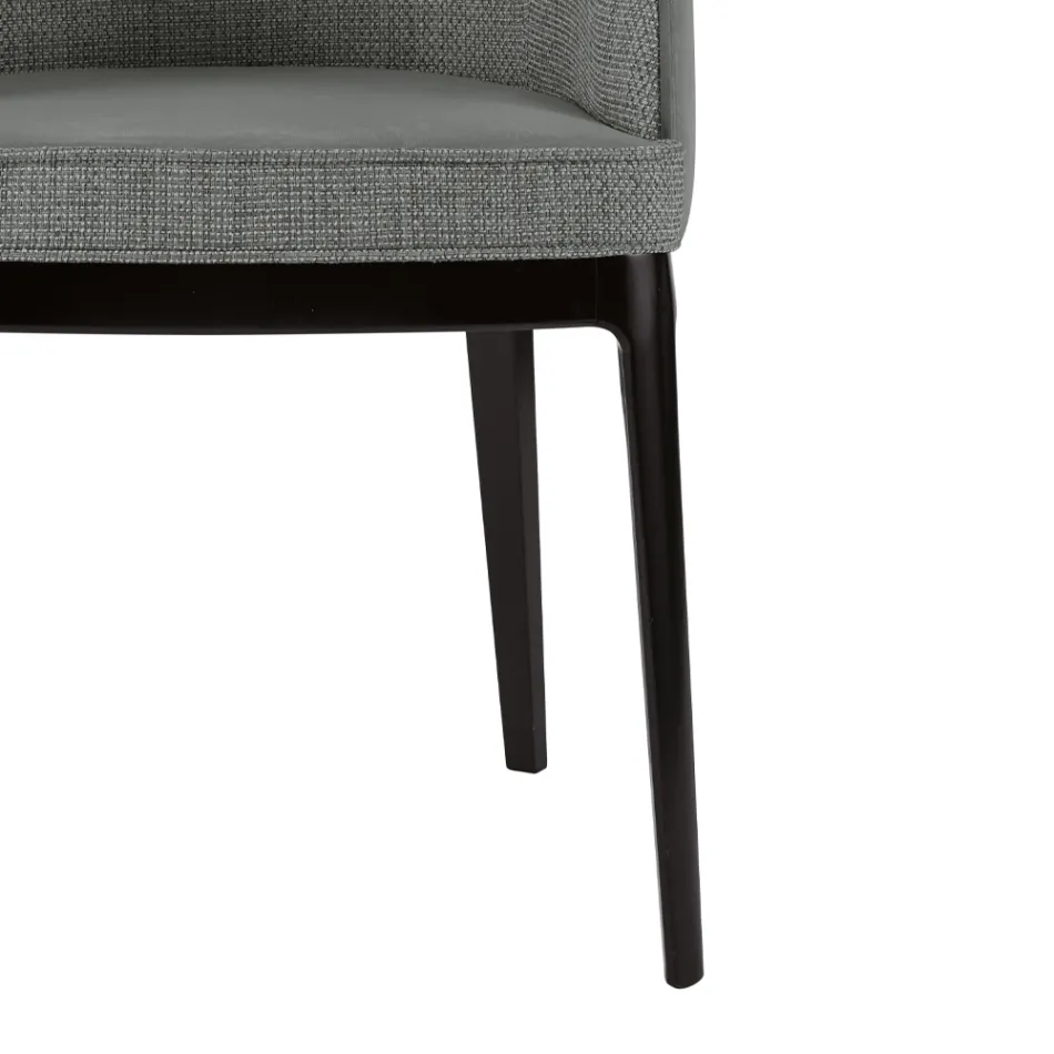 كرسي غرفة المعيشة بذراعين من أقمشة مختلفة وخشب صلب صنع في إيطاليا - إيفي Viadurini