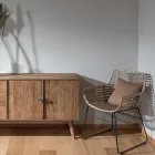 كرسي بذراعين لغرفة المعيشة من Kubù مصنوع من الخيزران والحديد - منزلق Viadurini