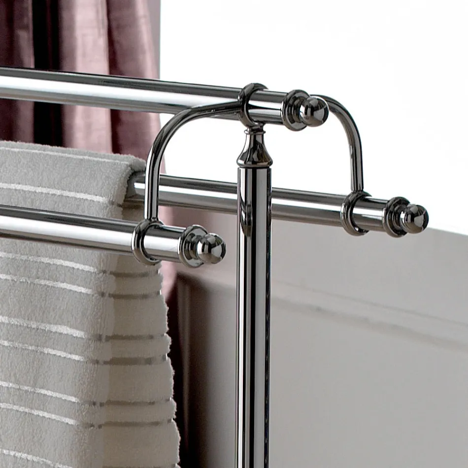 حامل مناشف أرضية من النحاس بتصميم عتيق، صنع في إيطاليا - أميمة Viadurini