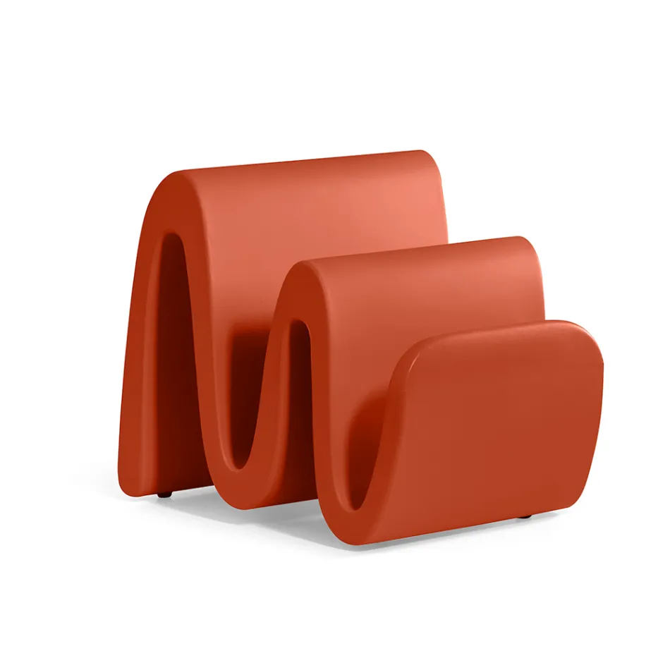 رف مجلات عصري من البولي إيثيلين الملون، صنع في إيطاليا - مونوز Viadurini