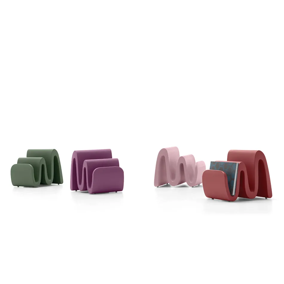 رف مجلات عصري من البولي إيثيلين الملون، صنع في إيطاليا - مونوز Viadurini