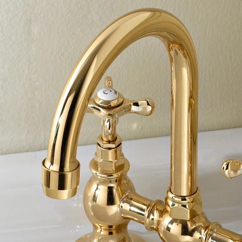 صنبور جسري كلاسيكي مصنوع يدويًا من النحاس للحوض - فيوريتا Viadurini