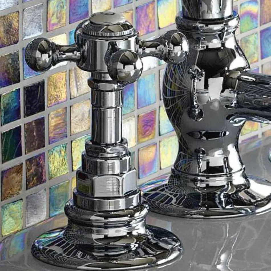 صنبور بيديه نحاسي عتيق بثلاث فتحات، صنع في إيطاليا - إليسيا Viadurini