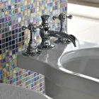 صنبور بيديه نحاسي عتيق بثلاث فتحات، صنع في إيطاليا - إليسيا Viadurini