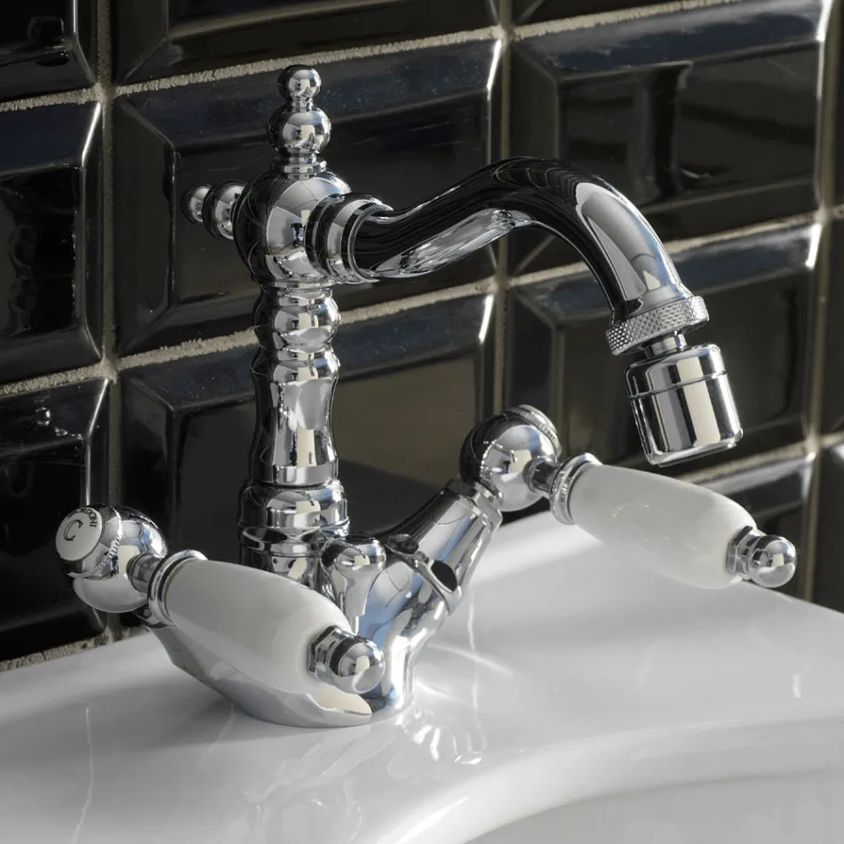 حنفية بيديه كلاسيكية بفتحة واحدة مع رافعات نحاسية مصنوعة يدويًا - نوريانا Viadurini