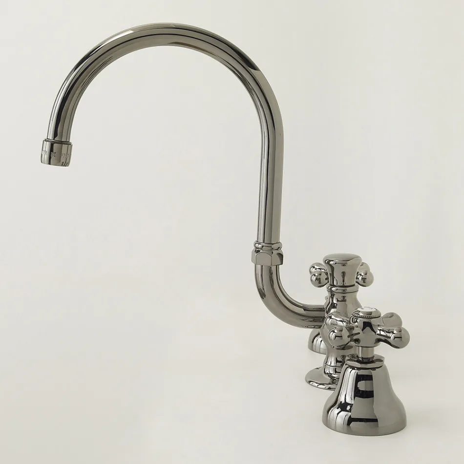 حنفية حوض حمام بثلاث فتحات من النحاس مع فوهة عالية وصرف - إركولينا Viadurini