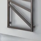 سخان مناشف كهربائي مع عناصر مربعة صنع في إيطاليا - لون اللوز Viadurini