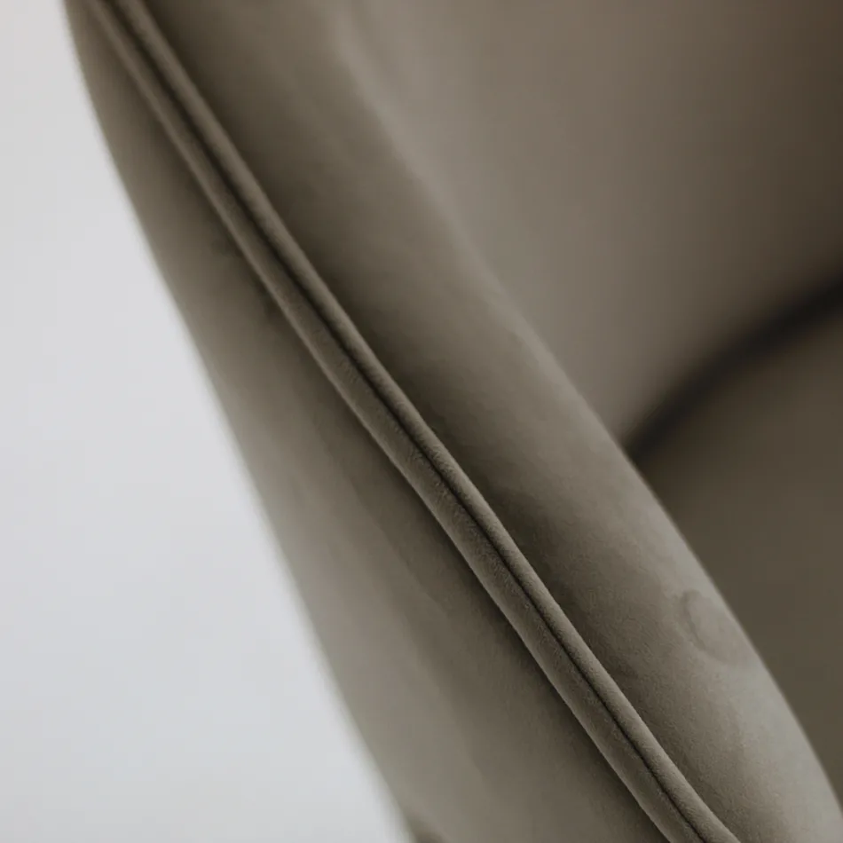 كرسي بمقعد ومسند ظهر مبطنين بالكامل، صنع في إيطاليا - أدريا Viadurini