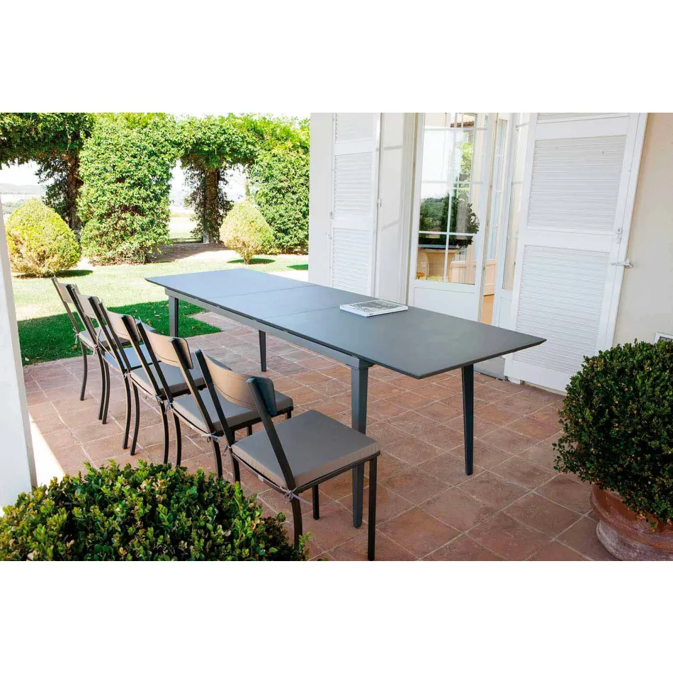 كرسي خارجي قابل للتكديس مصنوع من المعدن المطلي في إيطاليا، 4 قطع - تول Viadurini