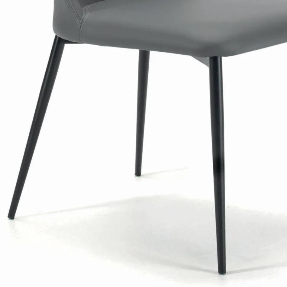 كرسي غرفة المعيشة بأرجل من الفولاذ أو الخشب، صنع في إيطاليا - فلورنسا Viadurini