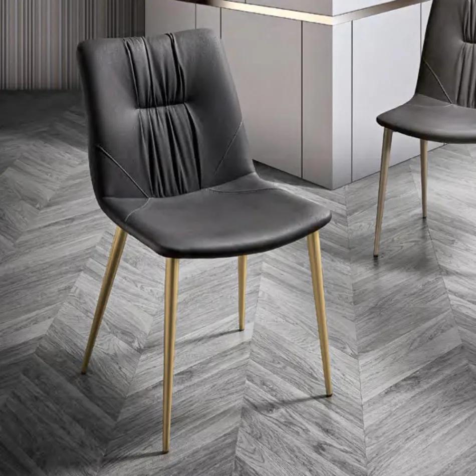 كرسي غرفة المعيشة مصنوع من قماش الألياف مع تأثير الجلد والمعادن صنع في إيطاليا - جوهان Viadurini