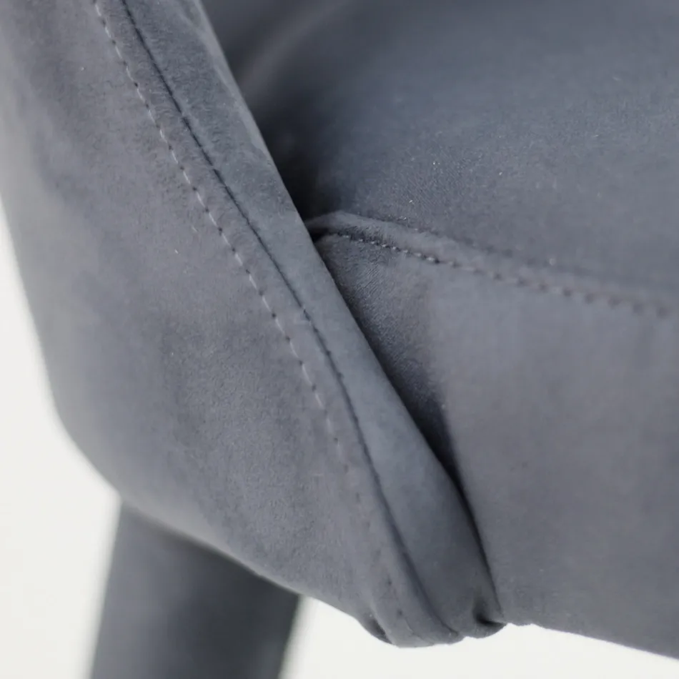 كرسي غرفة المعيشة مُنجّد بتقنية تيكنوفيبرا، صنع في إيطاليا - ستينكو Viadurini