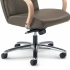 كرسي اتجاهي من جلد البقر الحقيقي بنمط زهرة العنبر الحديثة Viadurini