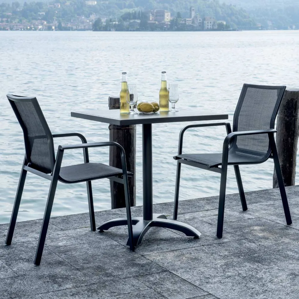 كرسي قابل للتكديس مع مساند ذراع من الألومنيوم ومصنوعة من قماش تكستيلين باللون الأبيض أو الرمادي - Greenstyle Viadurini