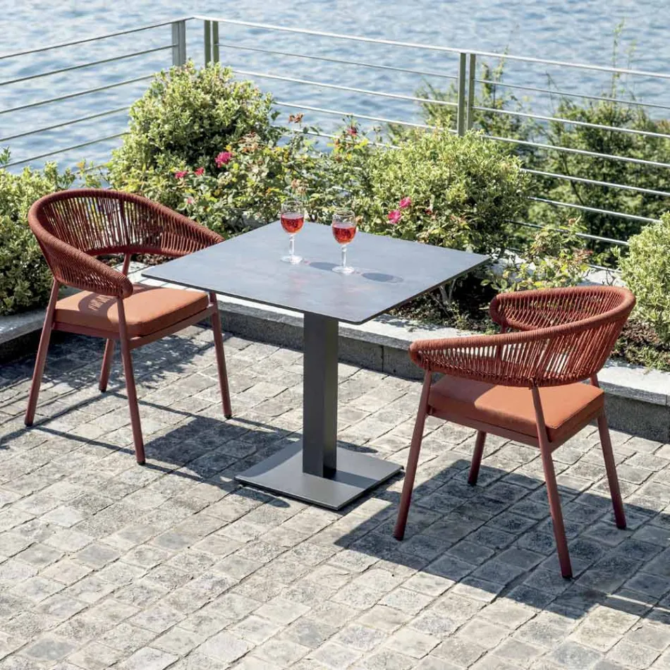 كرسي ألومنيوم قابل للتكديس مع وسادة حبل ومسند ظهر - Frescultura Viadurini