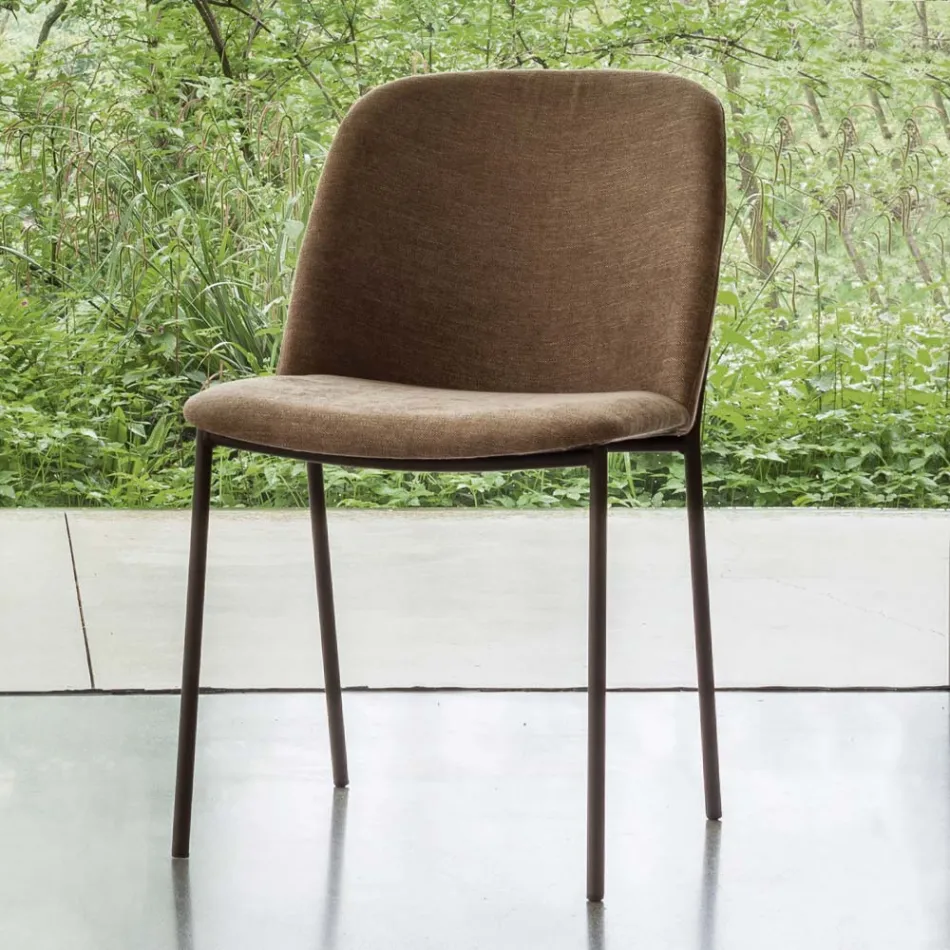 طقم من كرسيين لغرفة المعيشة مصنوعين من القماش والمعدن، صنع في إيطاليا - آيفي Viadurini