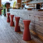 كرسي حديقة مرتفع من البولي إيثيلين الملون، صنع في إيطاليا - ديزموند Viadurini