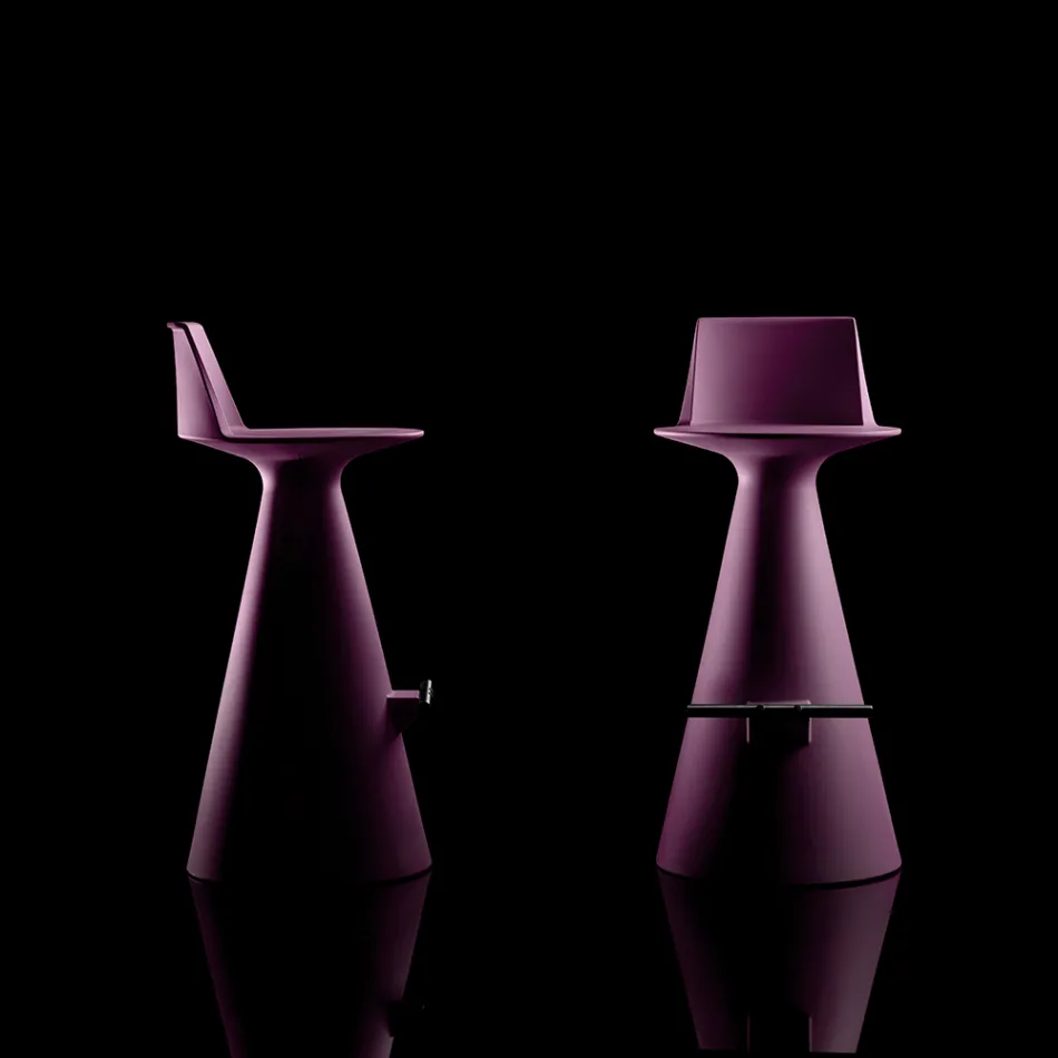 كرسي غرفة المعيشة مصنوع من البولي إيثيلين مع مسند للقدمين - بيضاوي Viadurini