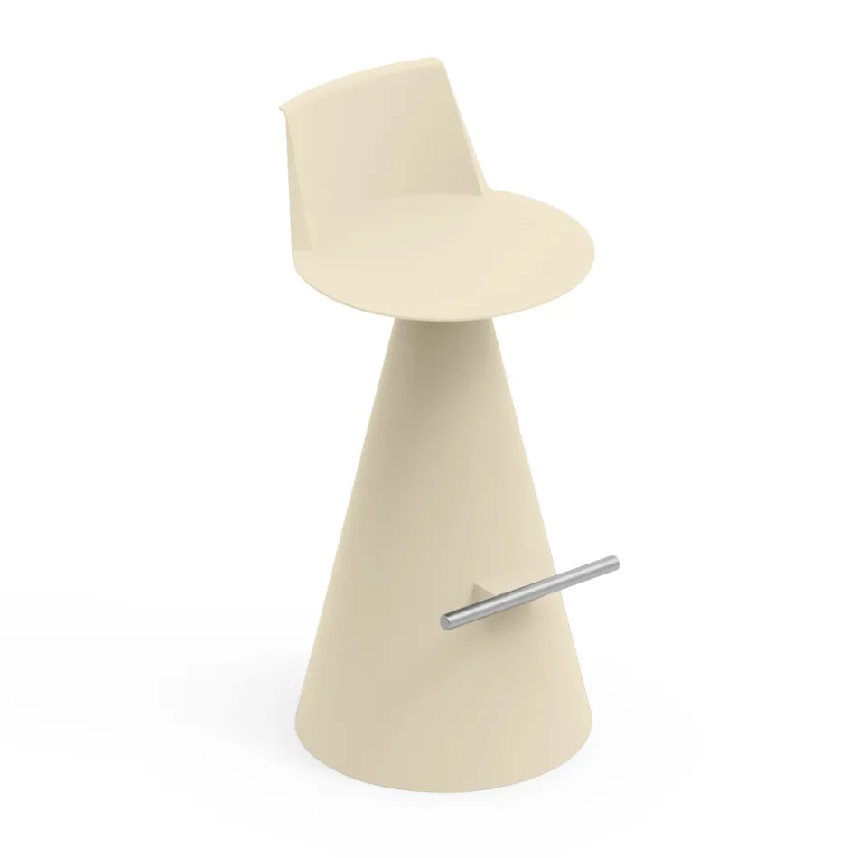 كرسي غرفة المعيشة مصنوع من البولي إيثيلين مع مسند للقدمين - بيضاوي Viadurini