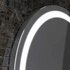 مرآة بحواف من الفولاذ المقاوم للصدأ وتصميم عصري مع أضواء LED من تشارلي Viadurini