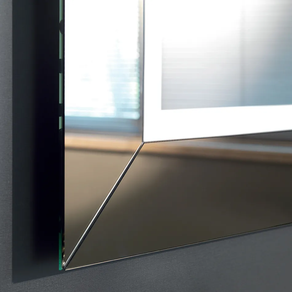 مرآة بإطار ملون ومصباح LED صنع في إيطاليا - نيوتن Viadurini