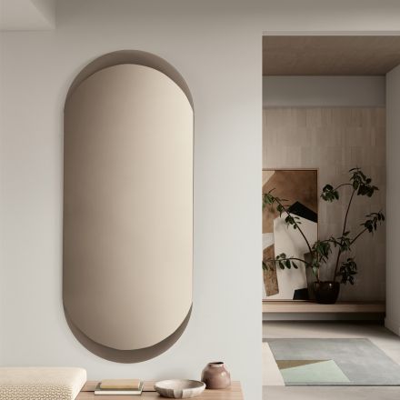 مرآة حائط إيكلا ذات شكل مستطيل وزوايا مستديرة، صنع في إيطاليا Viadurini