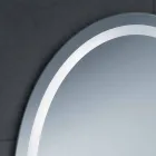 مرآة بتصميم عصري مع إضاءة LED من Pura Viadurini