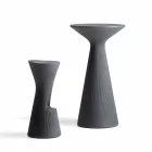 طاولة قهوة خارجية عالية مصنوعة من البولي إيثيلين ذات سطح دائري، صنعت في إيطاليا - ديزموند Viadurini