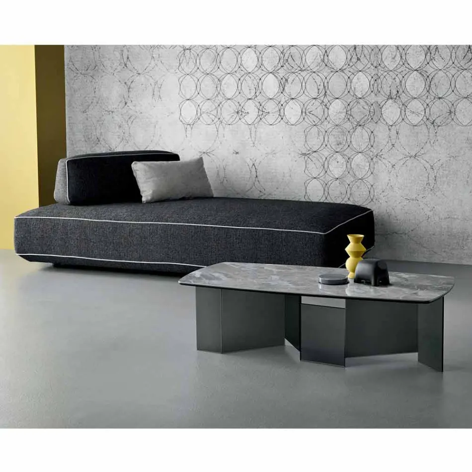 طاولة قهوة منخفضة لغرفة المعيشة، سطح سيراميك وأرجل من الزجاج المدخن، 3 أحجام - عشوائي Viadurini