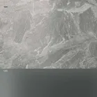 طاولة قهوة منخفضة لغرفة المعيشة، سطح سيراميك وأرجل من الزجاج المدخن، 3 أحجام - عشوائي Viadurini