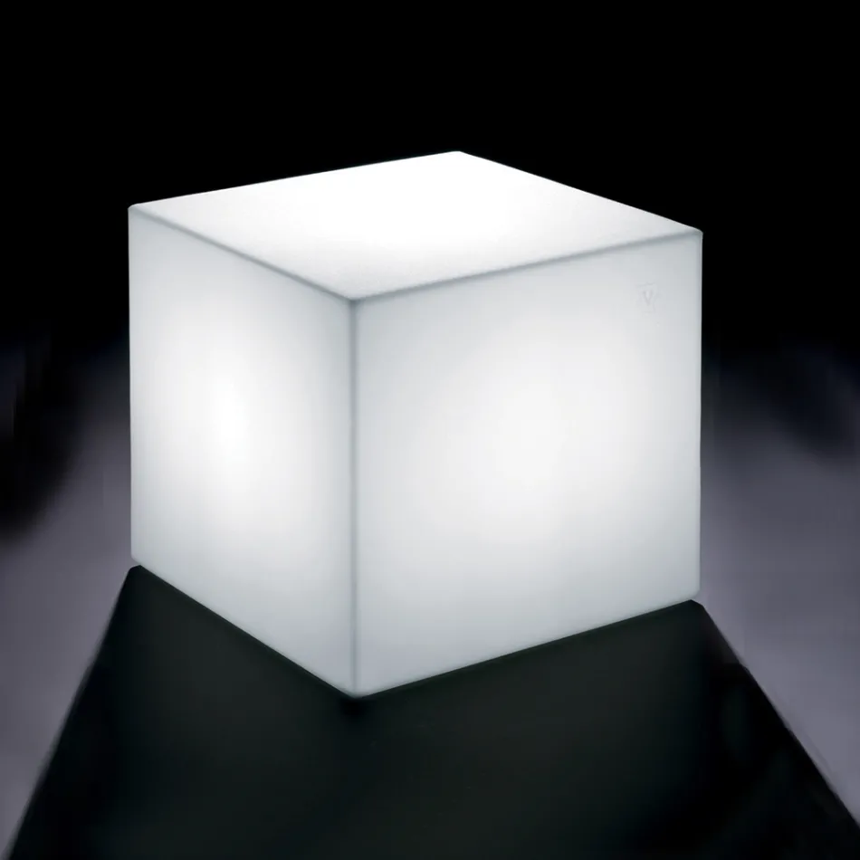 طاولة قهوة خارجية مشرقة مصنوعة من البولي إيثيلين الأبيض في إيطاليا - Derti Viadurini