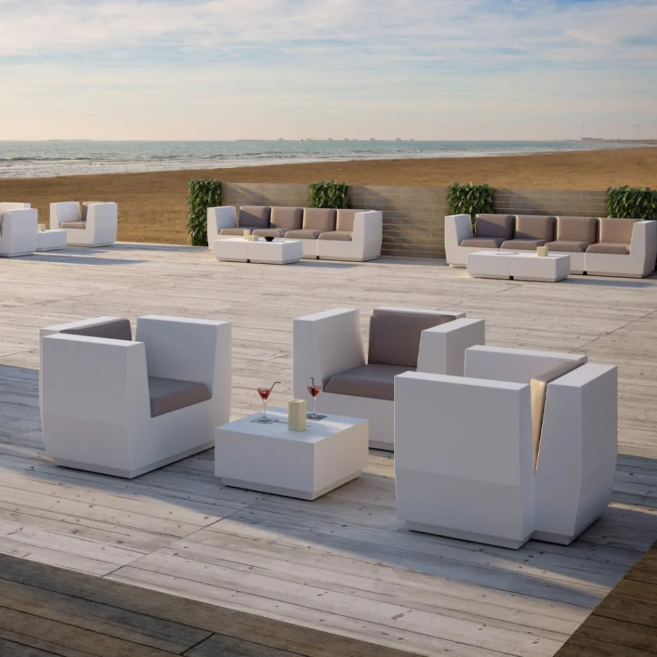 طاولة قهوة مربعة للحديقة مصنوعة من البولي إيثيلين في إيطاليا - ماكاو Viadurini