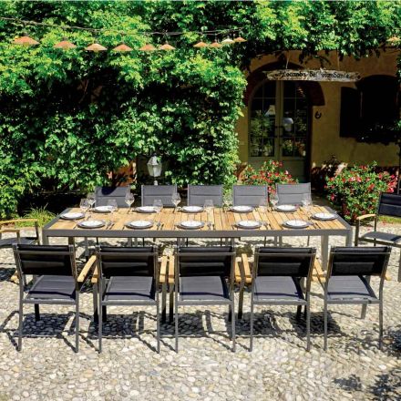 طاولة قابلة للتمديد حتى 300 سم بأرجل منزلقة مصنوعة من الألومنيوم وخشب الساج - فيليكس Viadurini