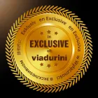 طاولة قابلة للتمديد باللون الأبيض مع إطار من الخشب الصلب الطبيعي من ريكو Viadurini