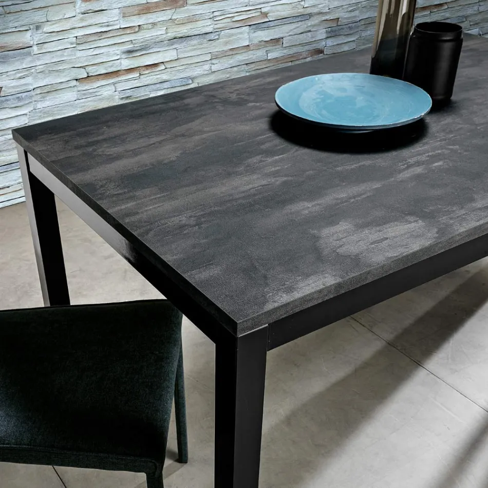 طاولة معيشة قابلة للتمديد بسطح من الميلامين وأرجل معدنية - شايلا Viadurini