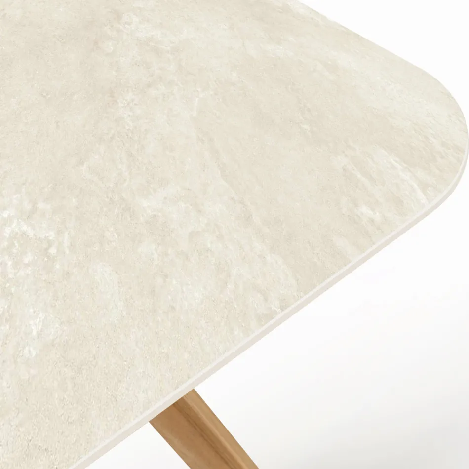 طاولة بقاعدة خشبية وسطح سيراميك كيانكا من أوستوني - إنفينيتي Viadurini