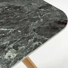 طاولة خارجية بقاعدة خشبية وسطح سيراميك أخضر - فرنسا - إنفينيتي Viadurini