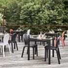 طاولة طعام بتصميم Hpl وبولي إيثيلين ملون، صنع في إيطاليا - جمالا Viadurini