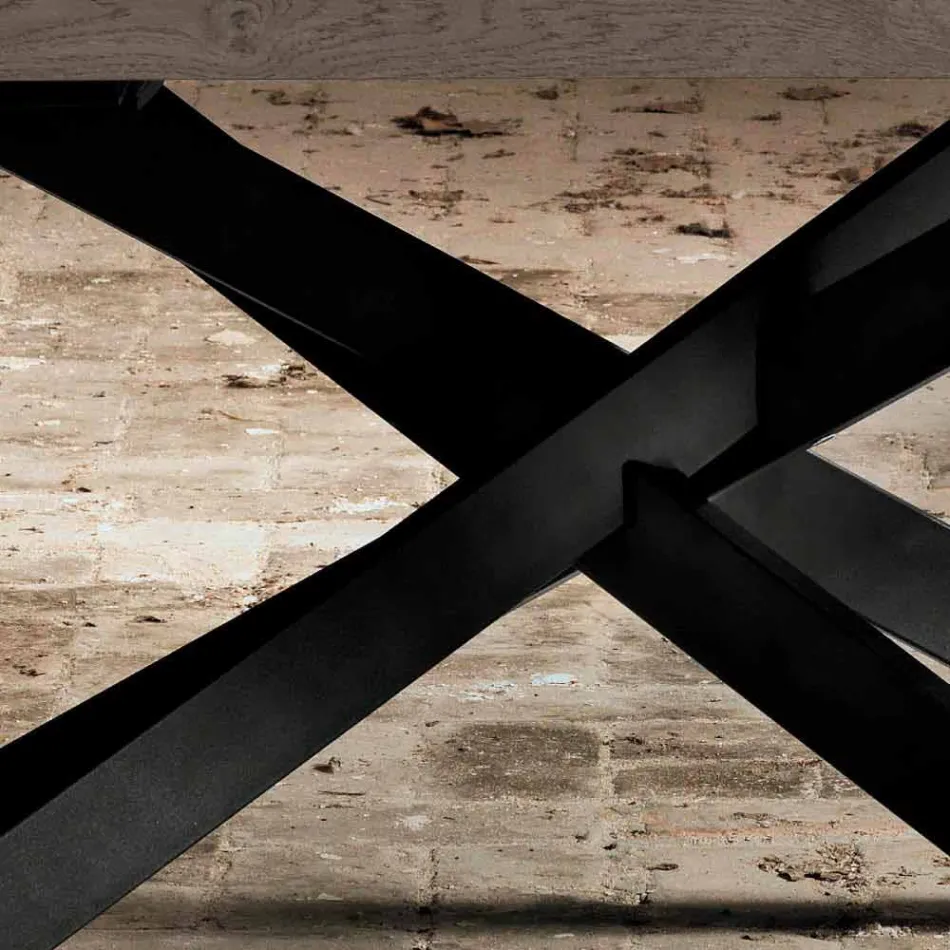 طاولة طعام بتصميم من خشب البلوط والمعدن من إنتاج أونسينو في إيطاليا Viadurini