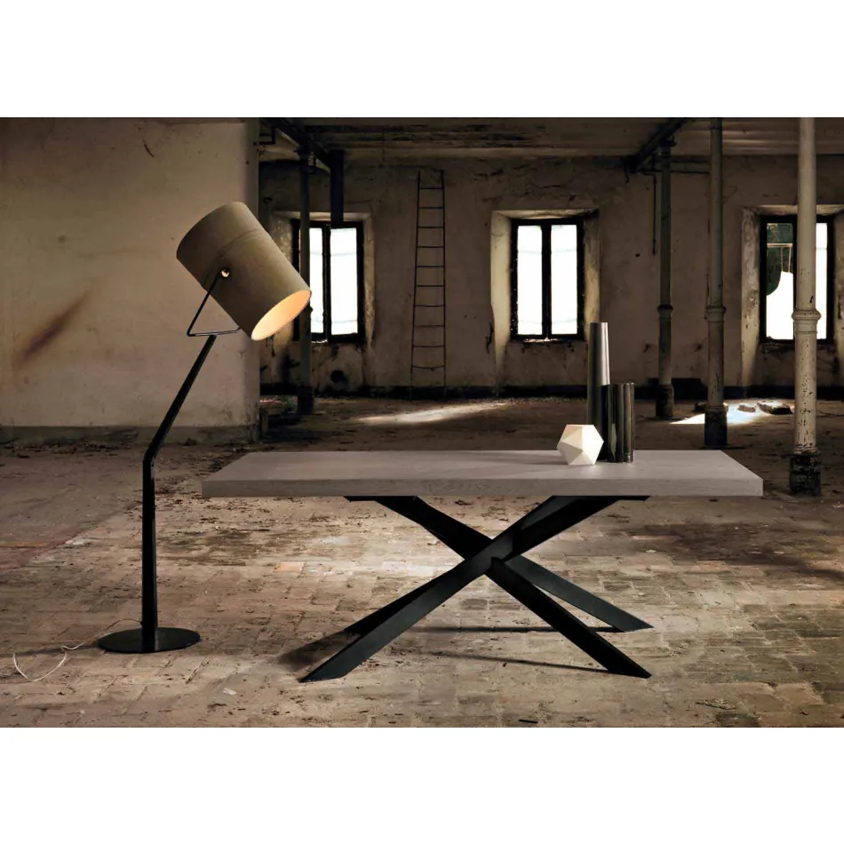 طاولة طعام بتصميم من خشب البلوط والمعدن من إنتاج أونسينو في إيطاليا Viadurini