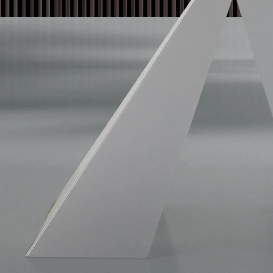 طاولة طعام عصرية من الزجاج والفولاذ الأبيض، صنعت في إيطاليا - دالماتيان Viadurini