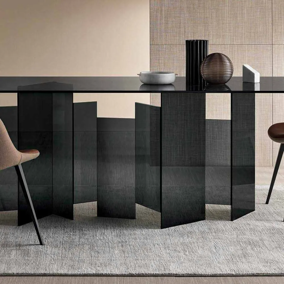 طاولة طعام عصرية مصنوعة من زجاج شفاف للغاية أو مدخن، صنعت في إيطاليا - عشوائي Viadurini