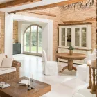 طاولة طعام مستديرة من الخشب الاستوائي المعاد تدويره مع قاعدة مركزية - منزلق Viadurini