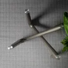 طاولة طعام مستديرة مصنوعة من الزجاج الشفاف وأرجل من البولي يوريثان - ستالتو Viadurini