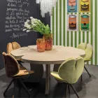 طاولة من خشب البلوط المصقول مع لمسة نهائية من الشمع من تصميم آندي Viadurini