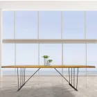 طاولة من خشب البلوط الصلب وأرجل معدنية، صنع في إيطاليا - كونسويلو Viadurini