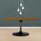 طاولة توليب من إيرو سارينن، ارتفاع 73 سم، بيضاوية الشكل، مصنوعة من خشب الجوز الفاتح المصبوغ بخشب البلوط، مصنوعة في إيطاليا - قرمزي Viadurini