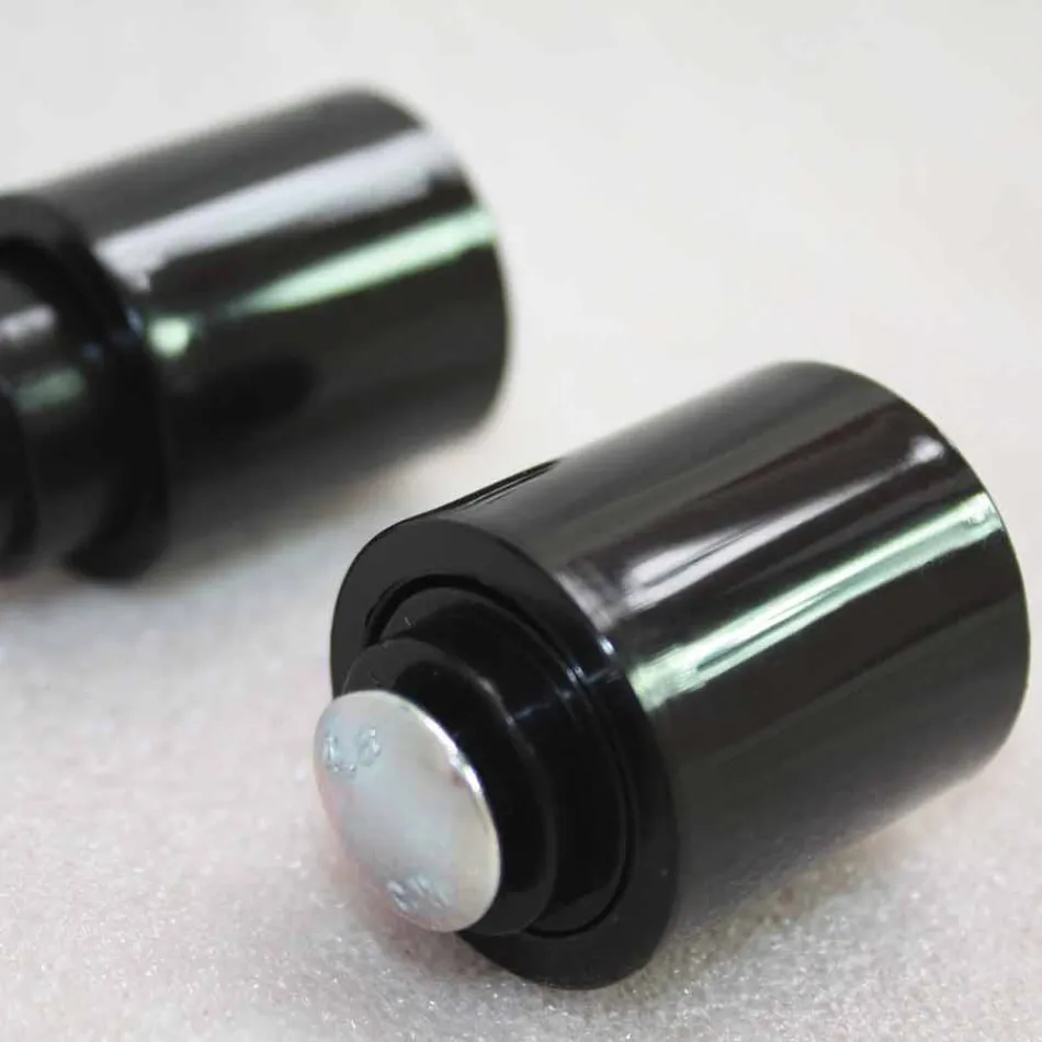 تصميم حديث للتصميم الكهربائي الحراري مع صورة جوني Viadurini