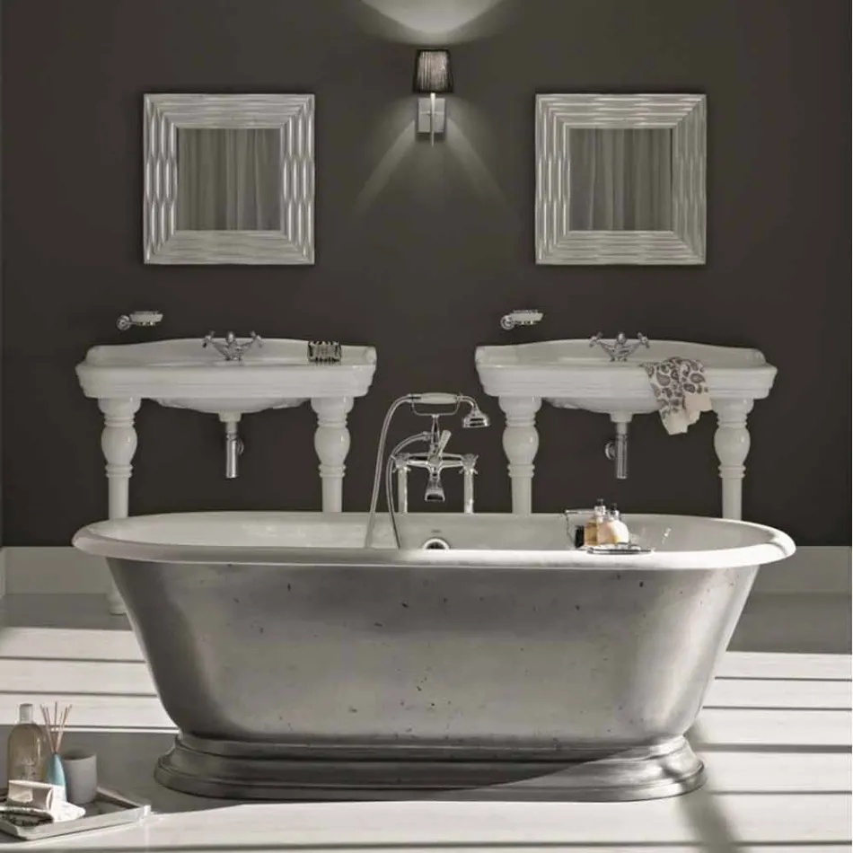 Bathtub in designer bathroom with cast iron Pierce gloss finish Viadurini