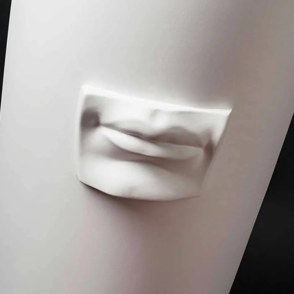 مزهرية طويلة من السيراميك الأبيض مصنوعة يدويًا بزخرفة إيطالية - كابوانو Viadurini